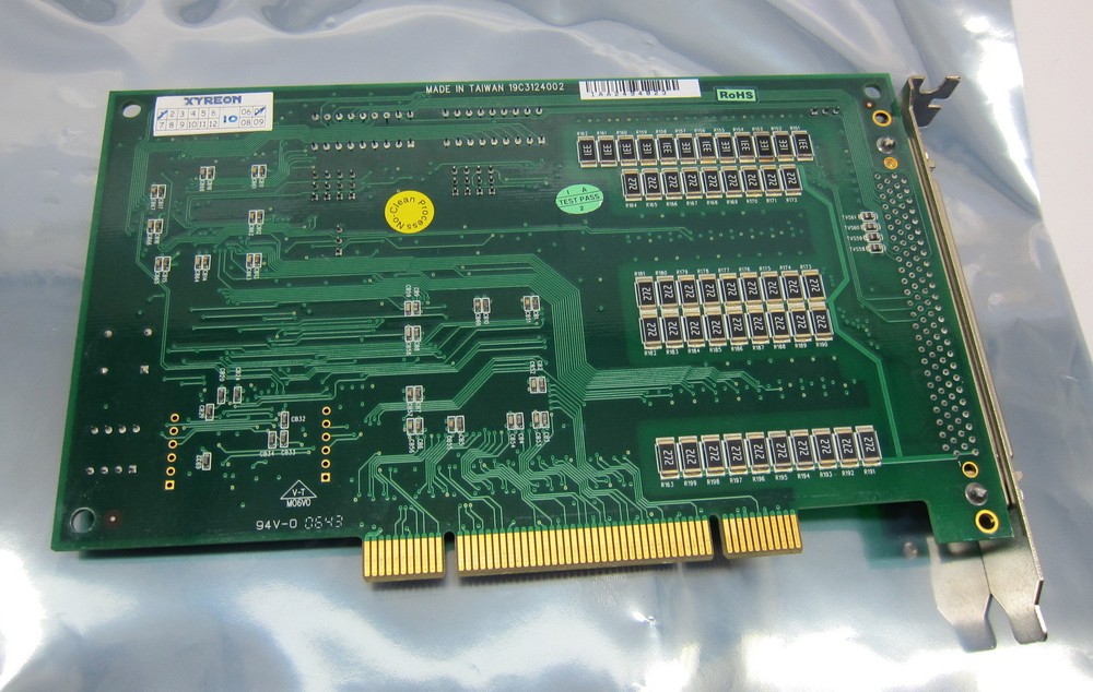 ADVANTECH PCI-1240U REV.A1 4-axis Stepping and Servo Motor Controller