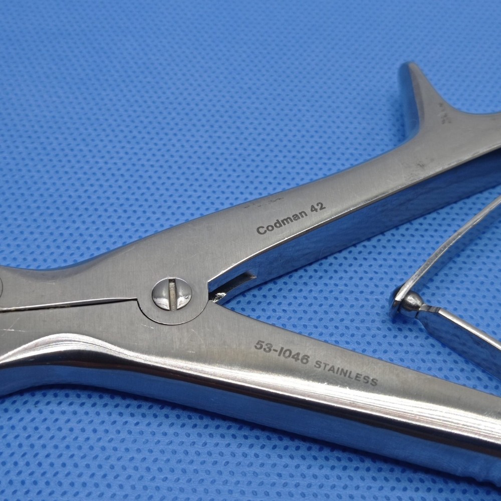 53-1046 Codman 42 Echlin Laminectomy Rongeur Double Action Angular 3mm