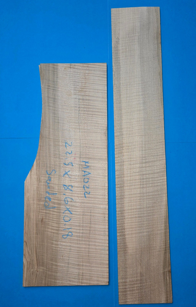 Curly Maple guitar back and sides MA022