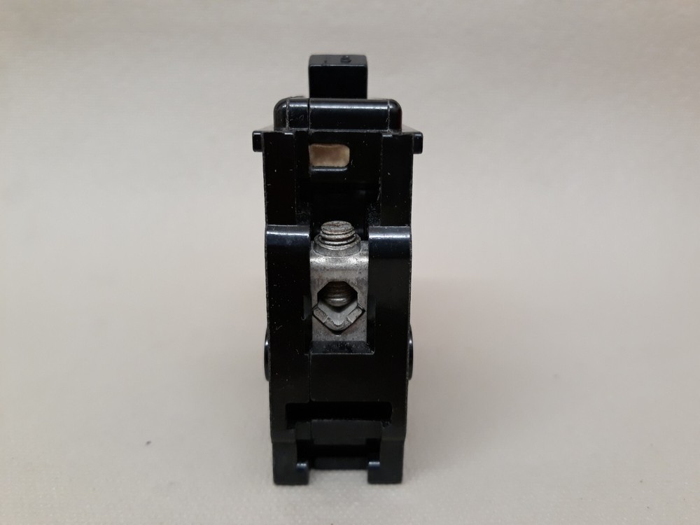 ITE 15 Amp Single Pole Breaker Type EQ-P