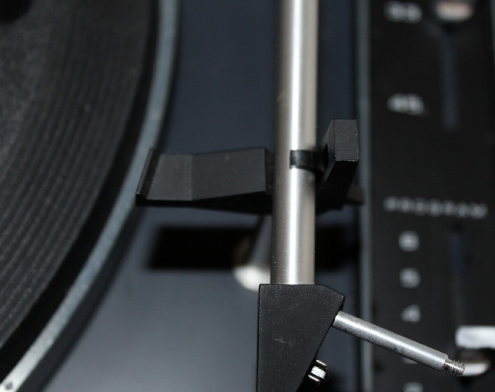 BIC 960 Automatic Turntable ~ Parts Only ~ Runs Good ~ READ