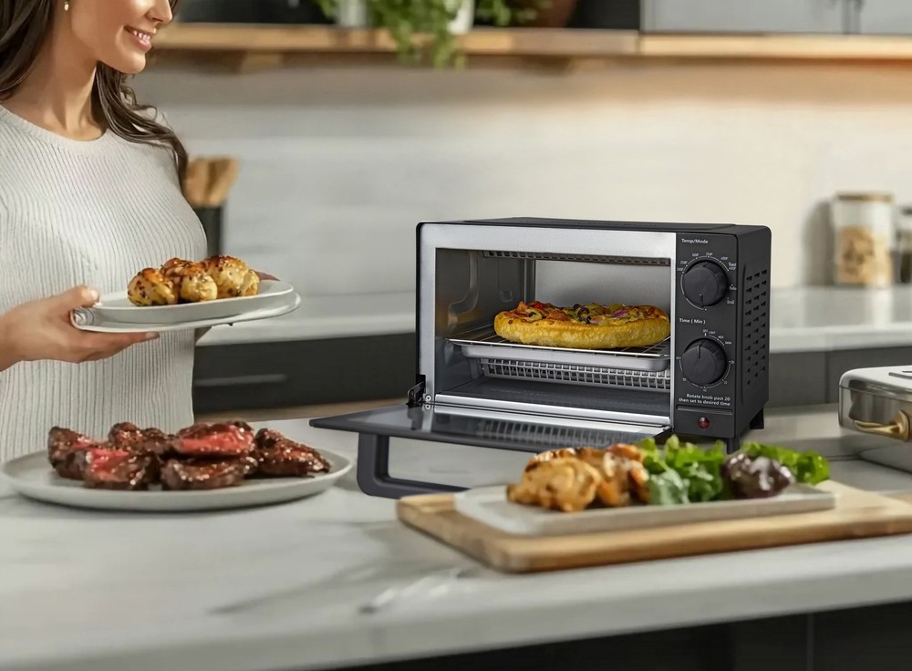 4-Slice Toaster Oven with Bake Function, Includes Baking Rack and Pan, Black