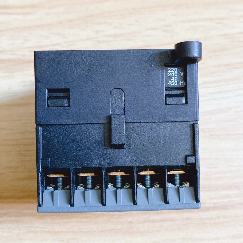 1PCS NEW B6-40-00 220v contactor ABB
