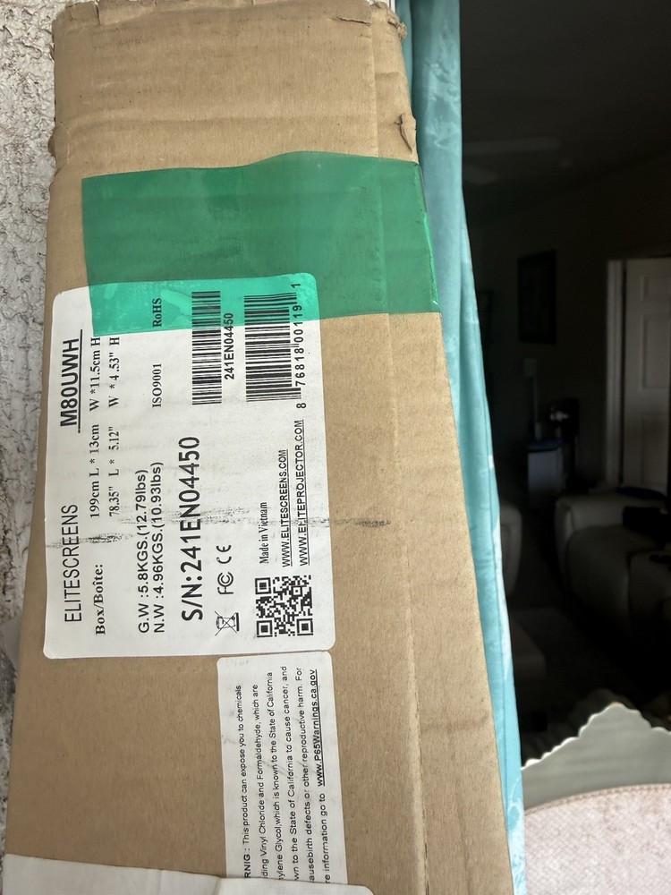 M80UWH Projection Screen