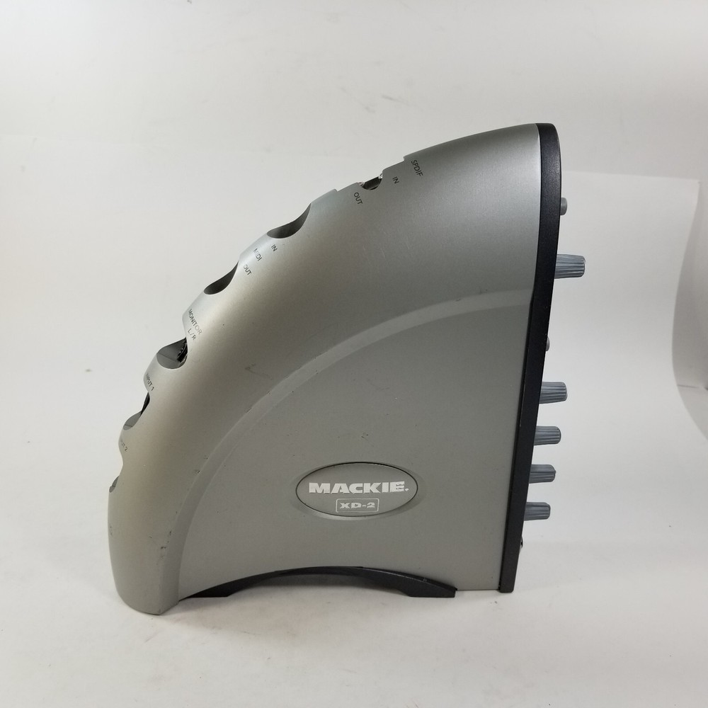 Mackie XD-2 Spike Powered Recording System NO POWER CABLE