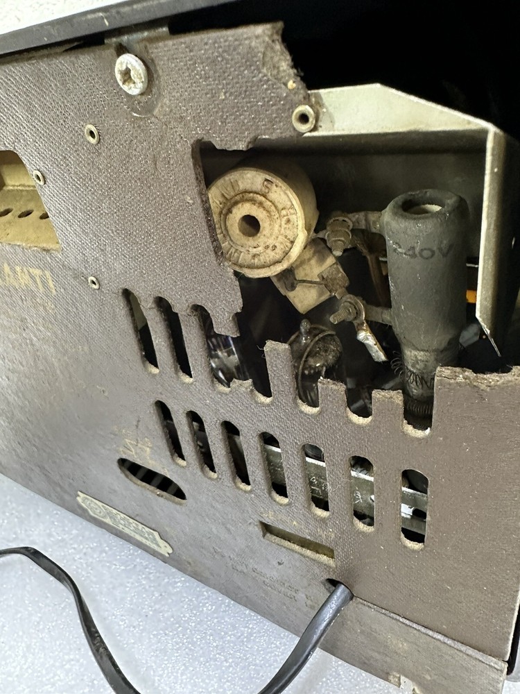 Ferranti U1015 valve radio - Untested