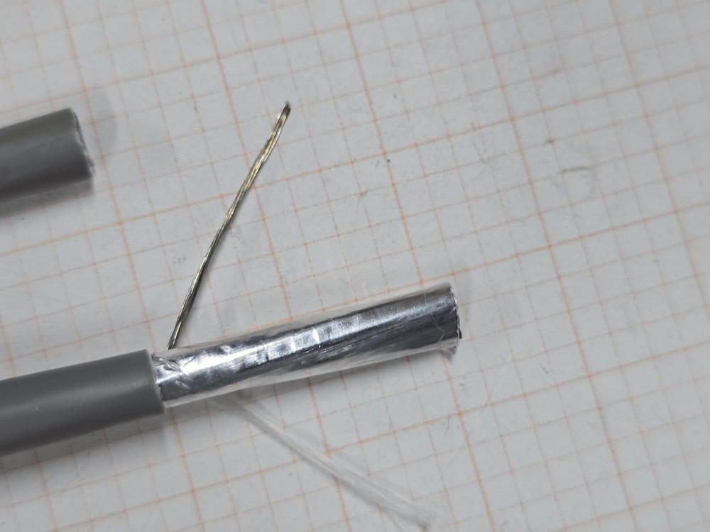 Belden Wire 5407FE 20/9C Shielded Audio/Security/Alarm Cable Riser Gray /50ft