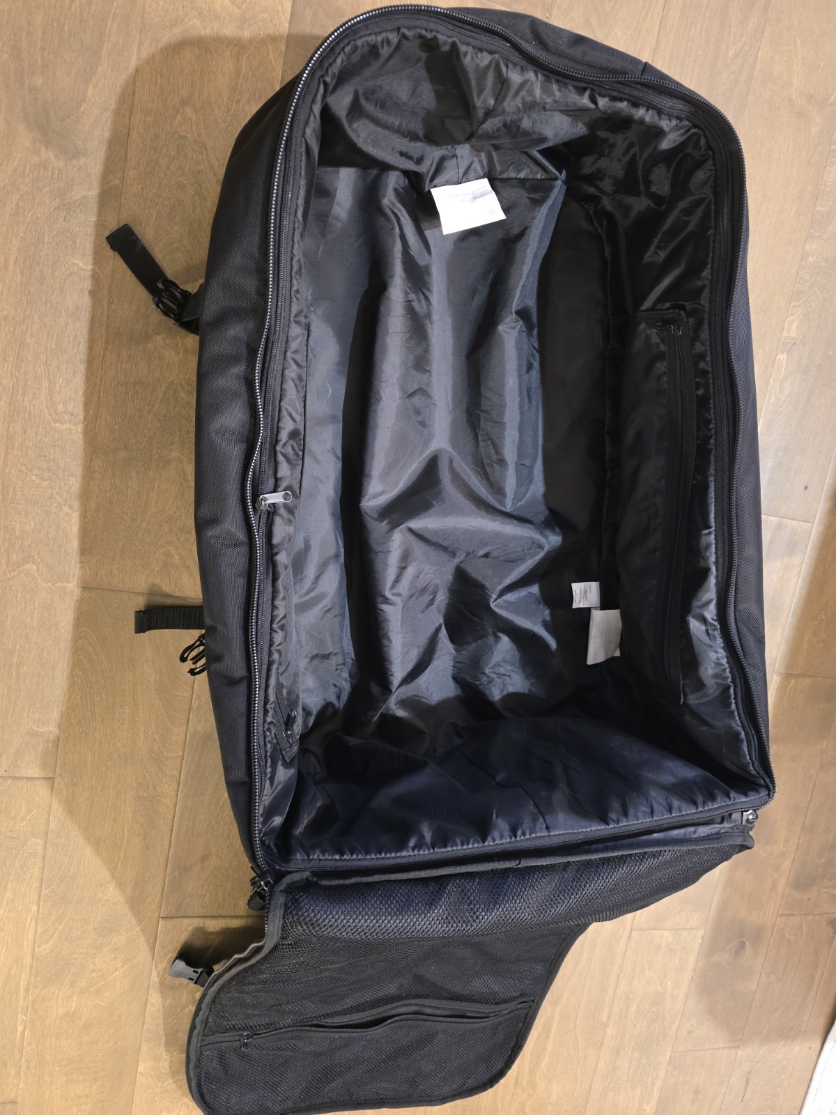 Tusa Roller Bag Travel Luggage; Scuba Diving and/or Snorkel Equipment