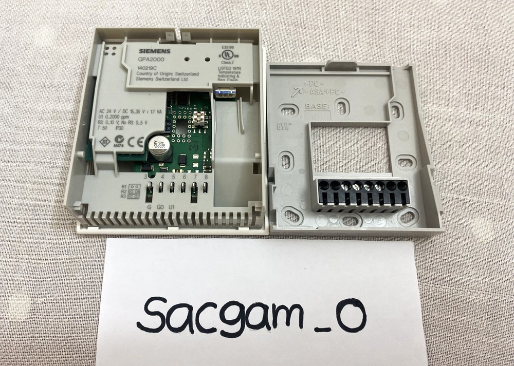 SIEMENS QPA2000 Room Air Quality Sensor CO2.