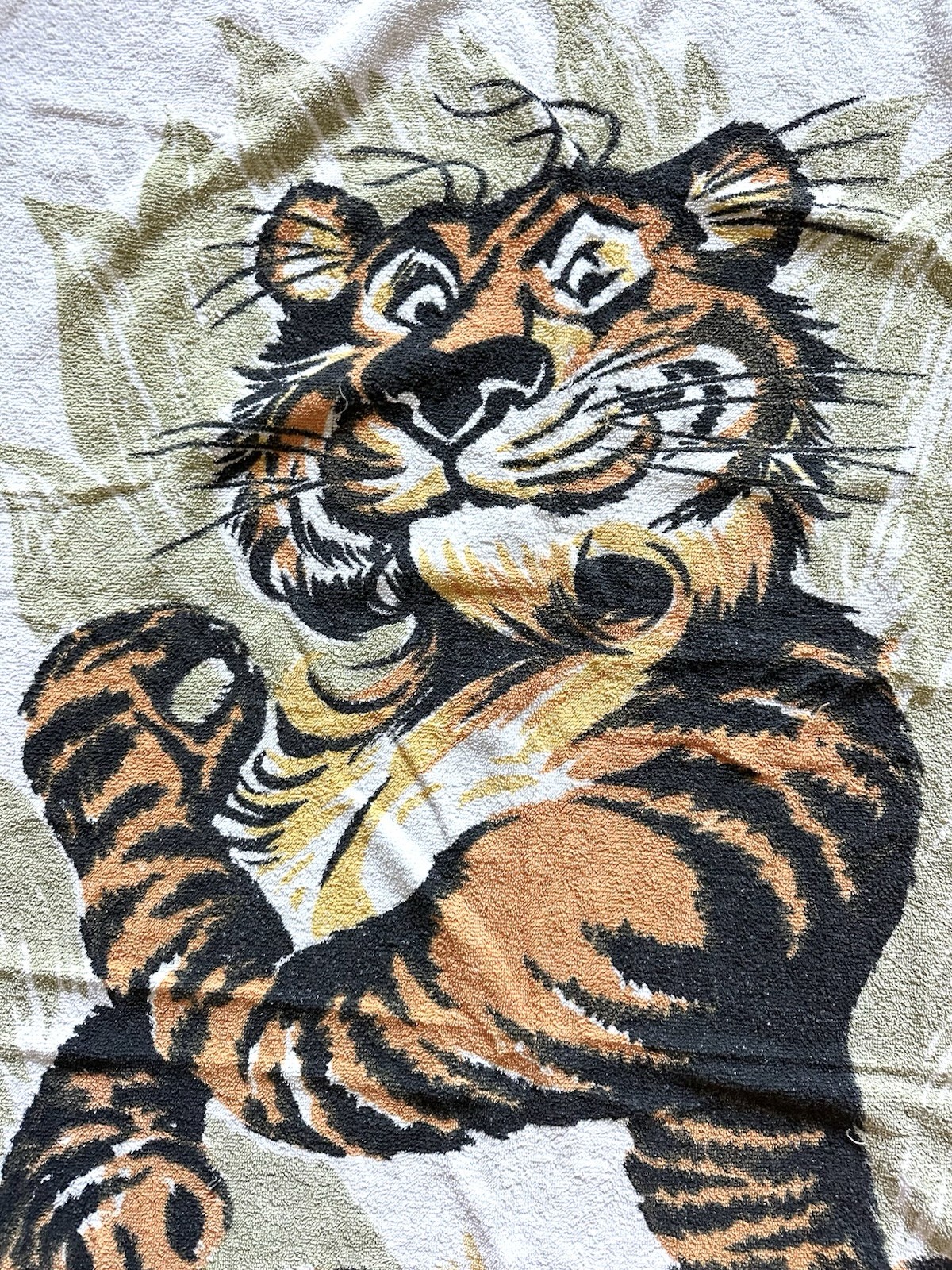 VINTAGE ESSO EXXON 1960s Tiger Beach Cannon Towel Terry cloth Advertising Fuel