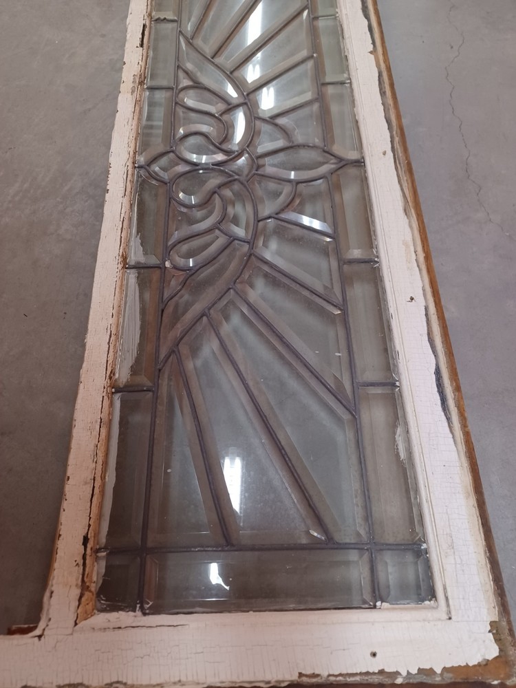 ANTIQUE TRANSOM LEADED BEVELED GLASS WINDOW.