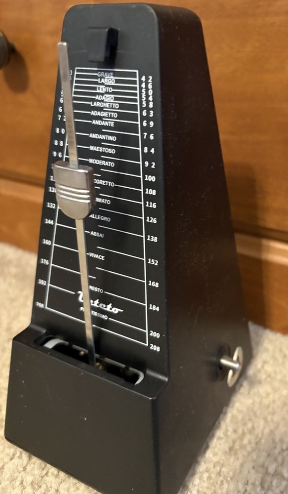 Vecto Triangle Metronome