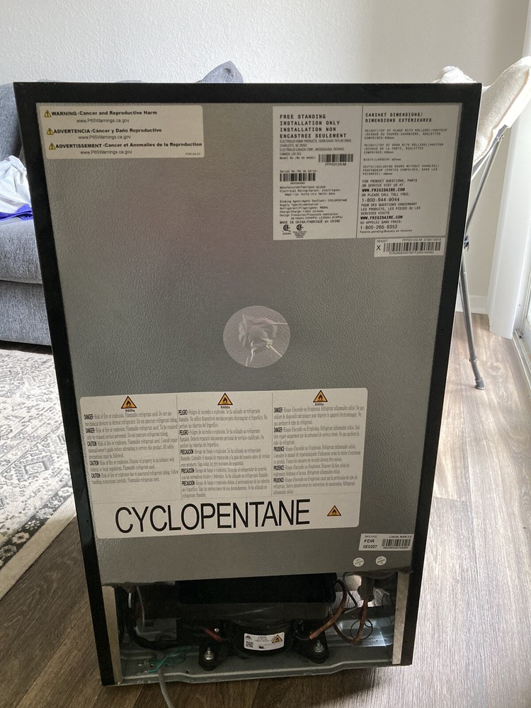 Frigidaire 2 Door Mini Fridge With Freezer