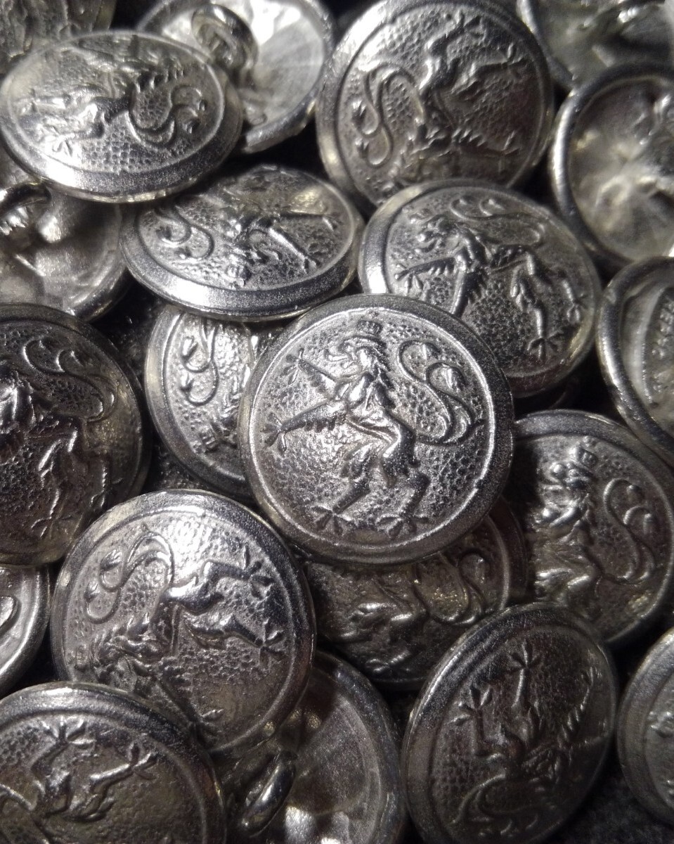 WWI German Bavarian Silver finish 21MM Left FACING buttons by the each.