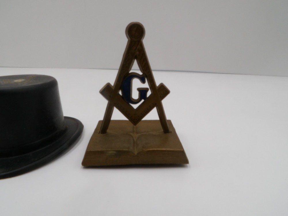 2 Vintage MASONIC Dashboard Magnetic Emblems & Plastic Top Hat