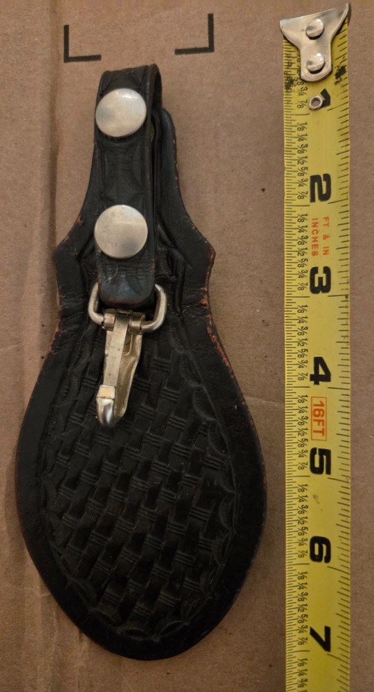 basketweave key holder