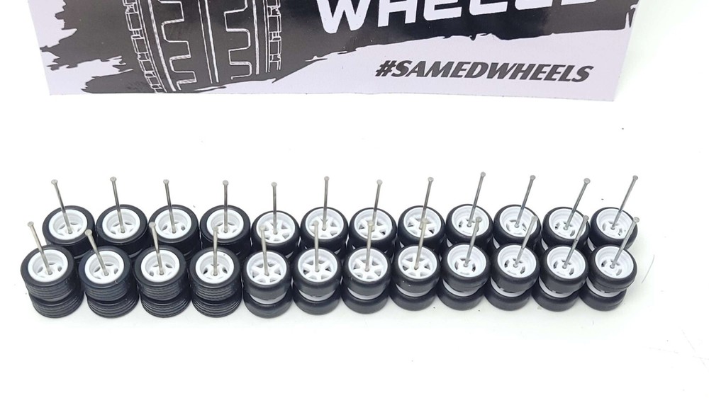 12 sets white  balck tire 10mm #29