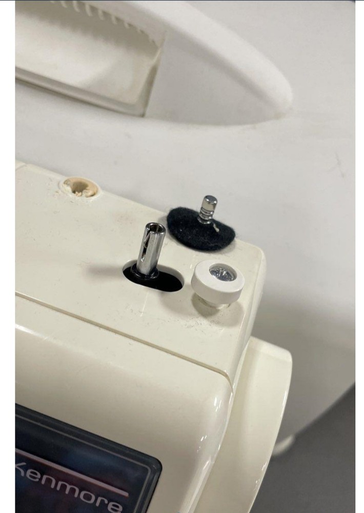 Sears Kenmore Model 1782480 Zig-Zag stitch Sewing Machine (Model 1935)