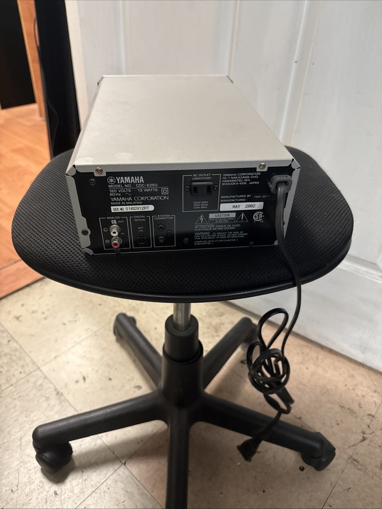 Yamaha CDC-E250 Compact Disc Player- Untested- Sold As Is
