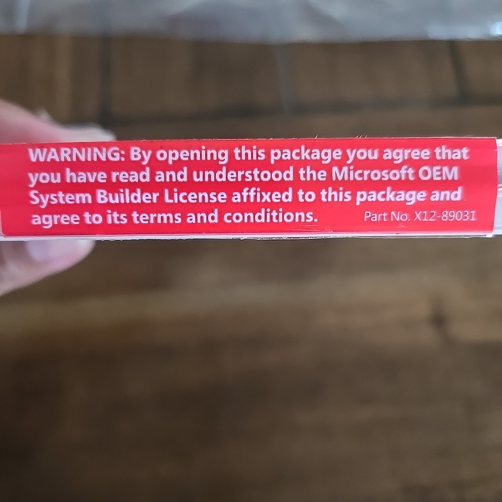 Microsoft Windows 7 Ultimate DVD 32 Bit Software 2011