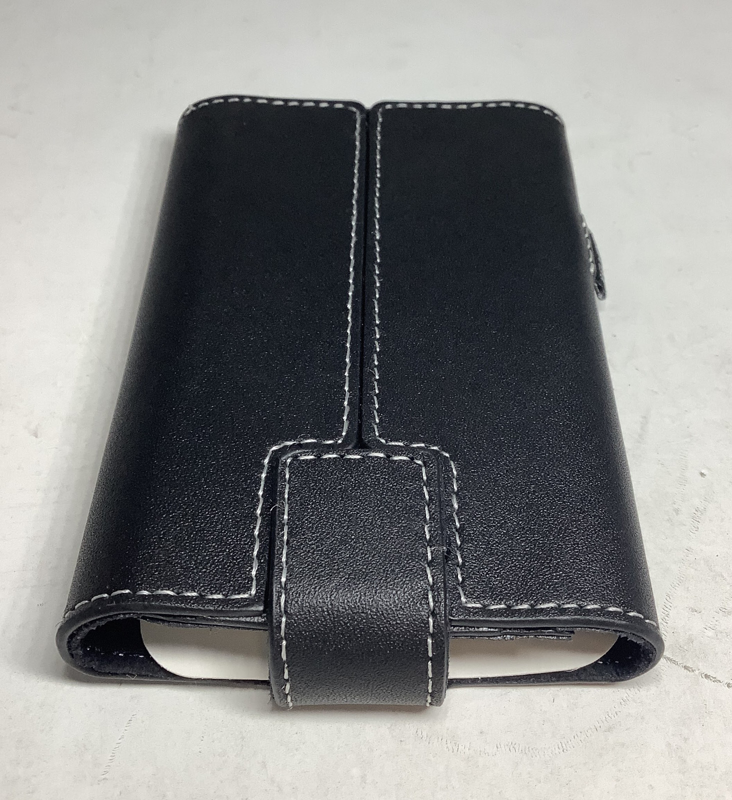 BELKIN Leather Case for iPod Classic 5G 6G 7G 30GB 60GB 80GB 120GB 160GB F8Z205