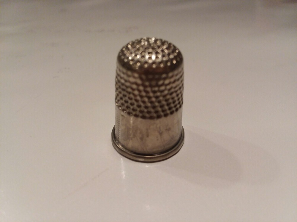 Vintage Sterling Silver Etched Thimble