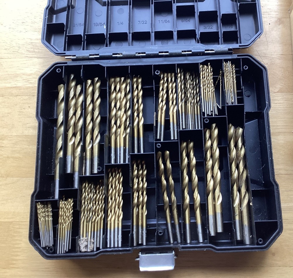 Misc. Tools, Drill Bits, Pocket Hole Jig, Hole Drill Bit Kit And Dremel Tool ￼