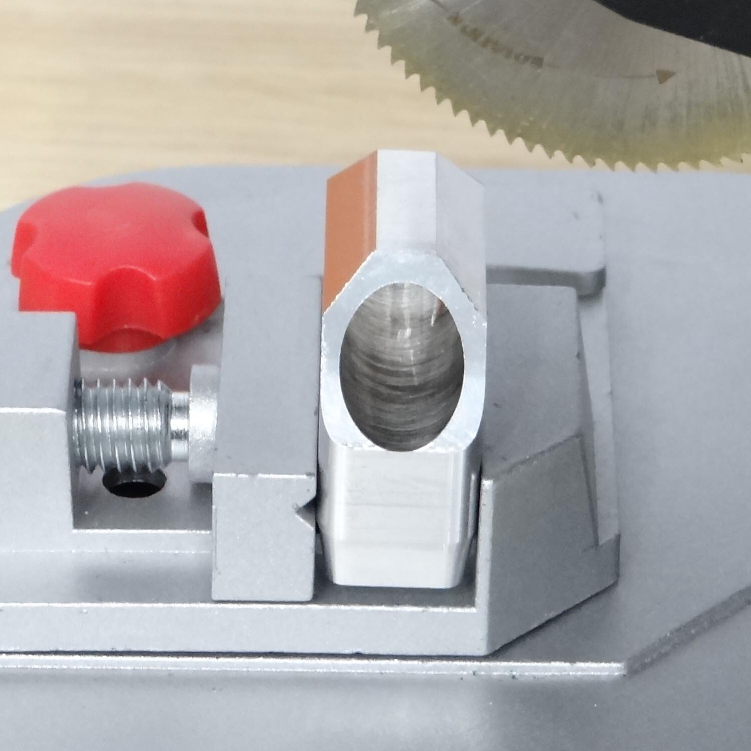 Auto Ejecting High Speed 300 AAC Blackout or Ham'r Hamr Cut Off Jig Trimmer