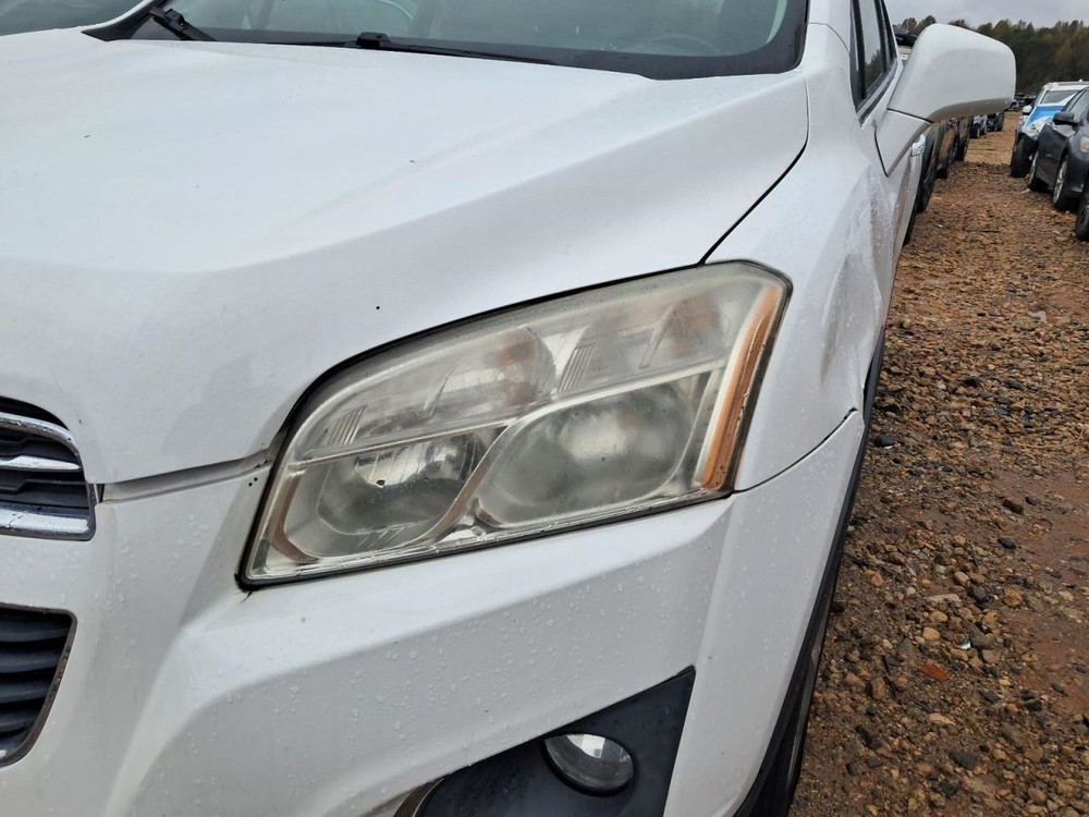 TRAX 2015 Glove Box 4845417