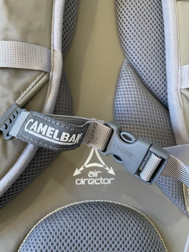CamelBak M.U.L.E. Hydration Backpack D² Fit Air Director Desert Tan Pack Bladder