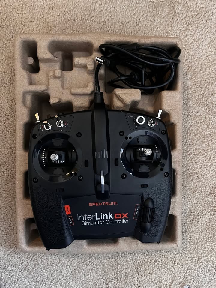 Spektrum InterLink DX Simulator Controller with USB Plug (SPMRFTX1)