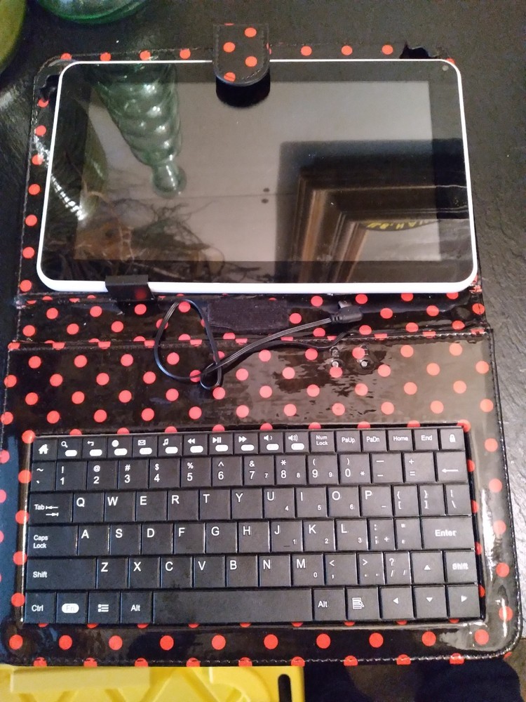 Tablet. Digital 2 tablet. Used And In Great Condition.