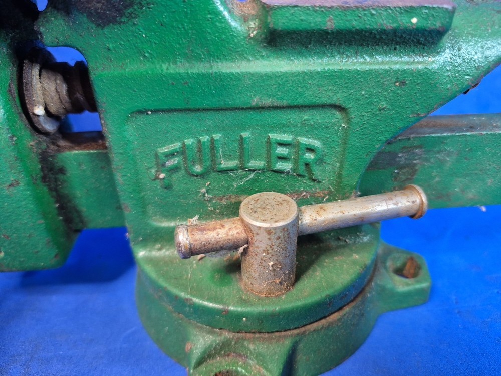 Fuller 3-1/2 Swivel Bench Vise