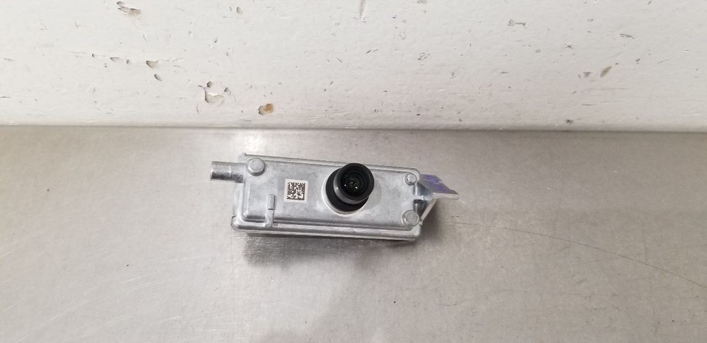 25 DODGE RAM RHO FRONT FACING CAMERA WINDSHIELD MOUNTED 68567267AA