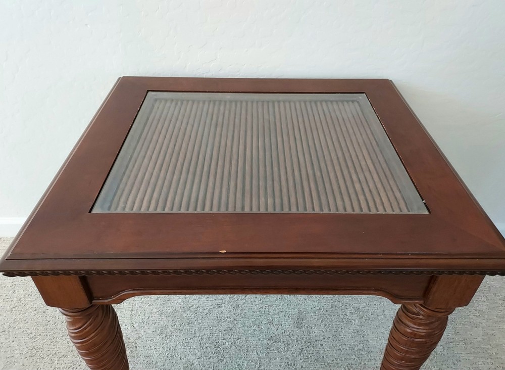 Brown Wood Rococo Style End Table/Side Table