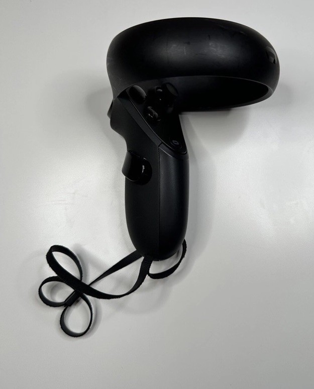Genuine Oculus Quest 1 / Oculus Rift S Right Touch Controller - Tested Working