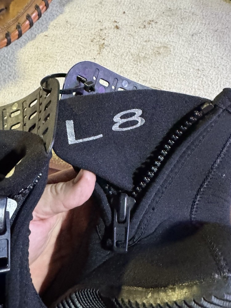 Deep Sea Ladies Size 8 Dive Boots