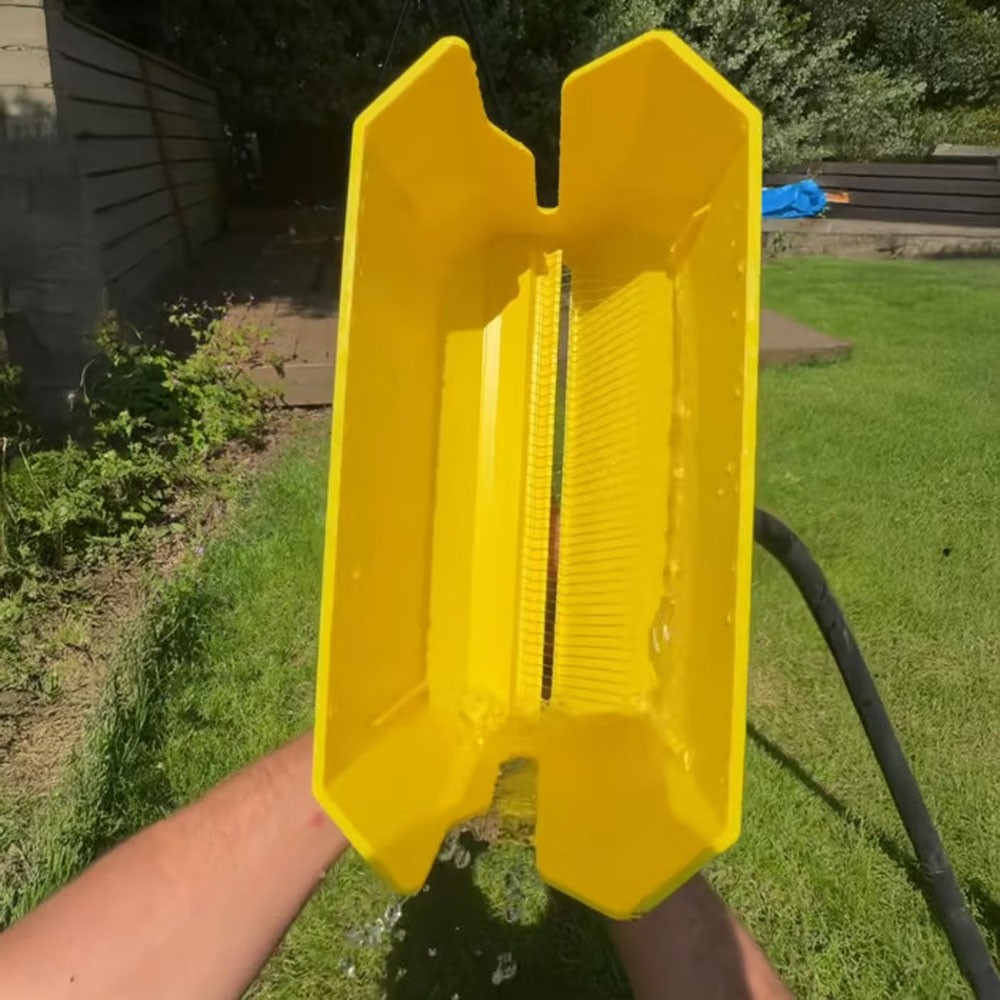 Pro Paint Roller Cleaner & Fluffer – Less Mess Washer Tool KU