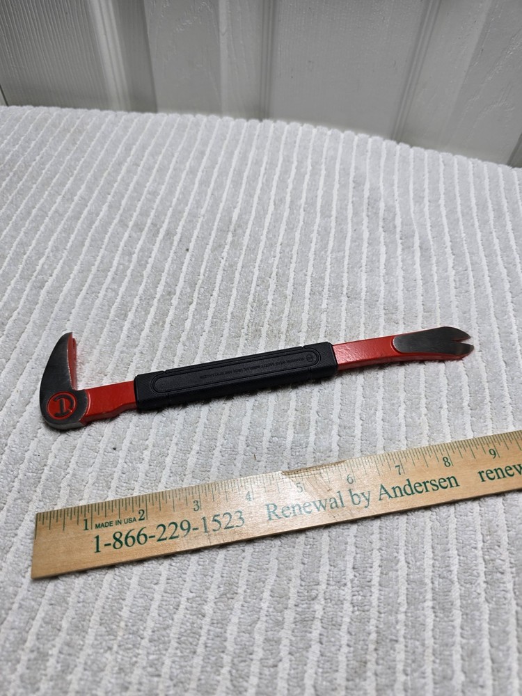 Crescent 9" Nail Puller Pry Bar Rubber Handle Tool