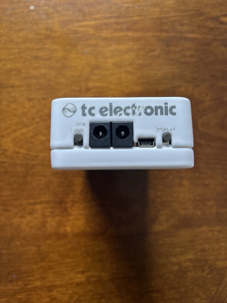 TC Electronic Polytune 3 Polyphonic LED Guitar Tuner Pedal with Buffer