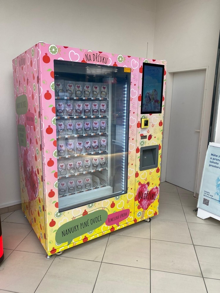 Automatic Products Vending Machine