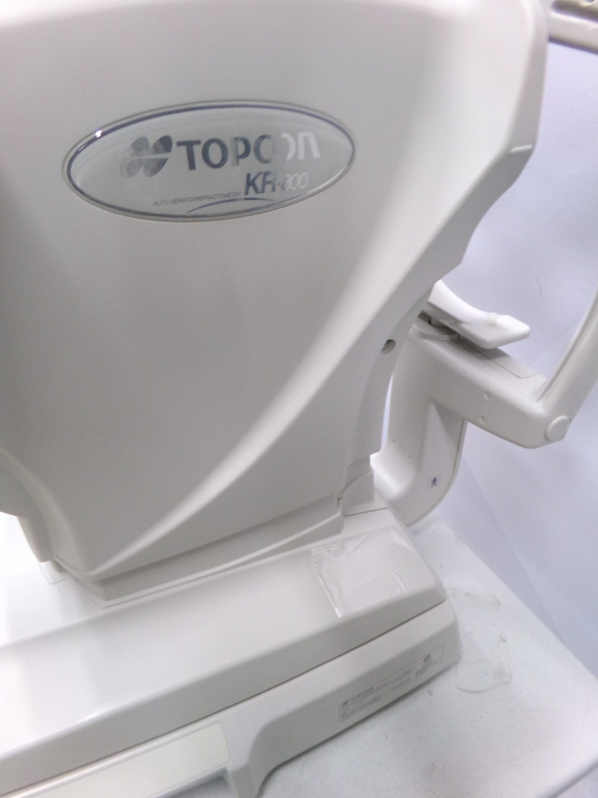 Topcon KR-800 Autorefractor/Keratometer