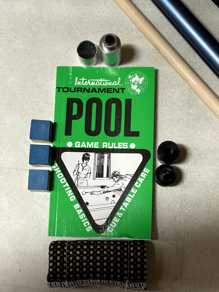 RAGE Billiard Pool Cue and starter Kit (Blue) -beginners -Bundle pool cue & more