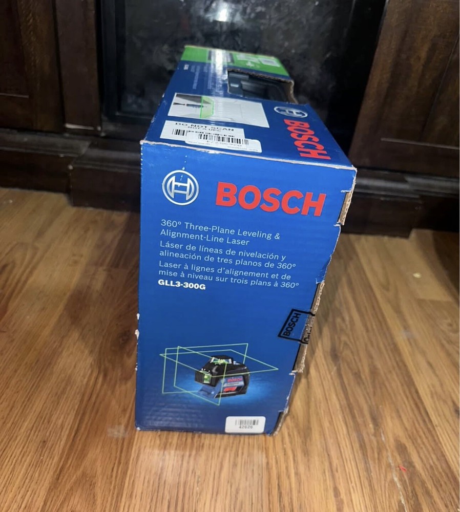 Bosch GLL3-330CG 200ft 360-Degree Green Three-Plane Self-Leveling & Alignment