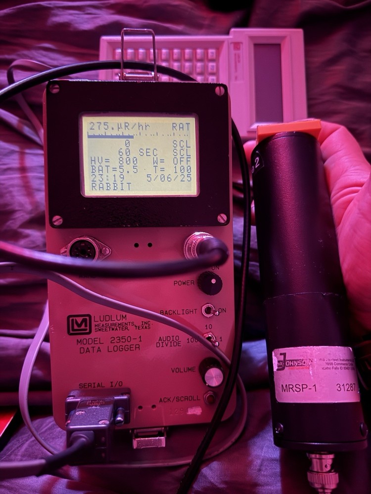 Ludlum 2350-1 Data Logger Survey Meter & Keypad/Data Cable.