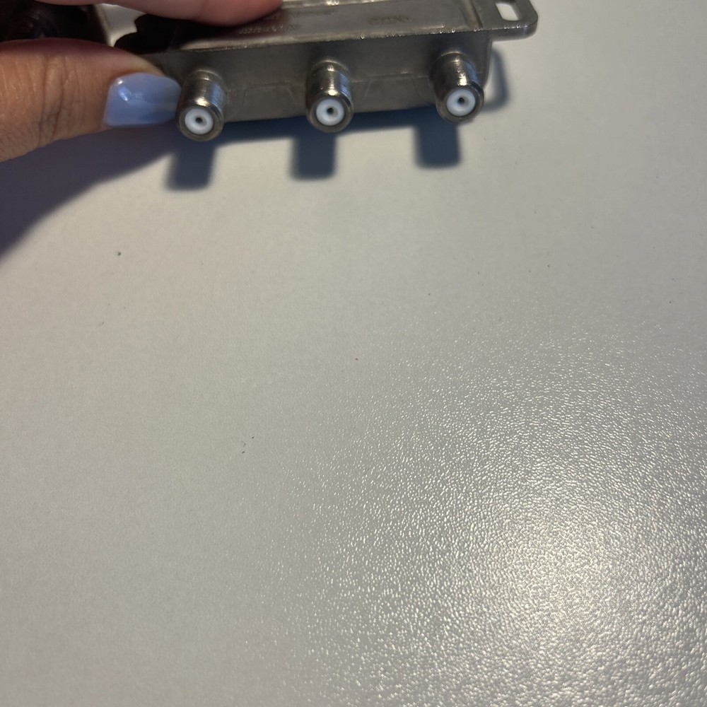 Antronix Three Way Splitter(2) ￼Antronix Two Way Splitter (1)