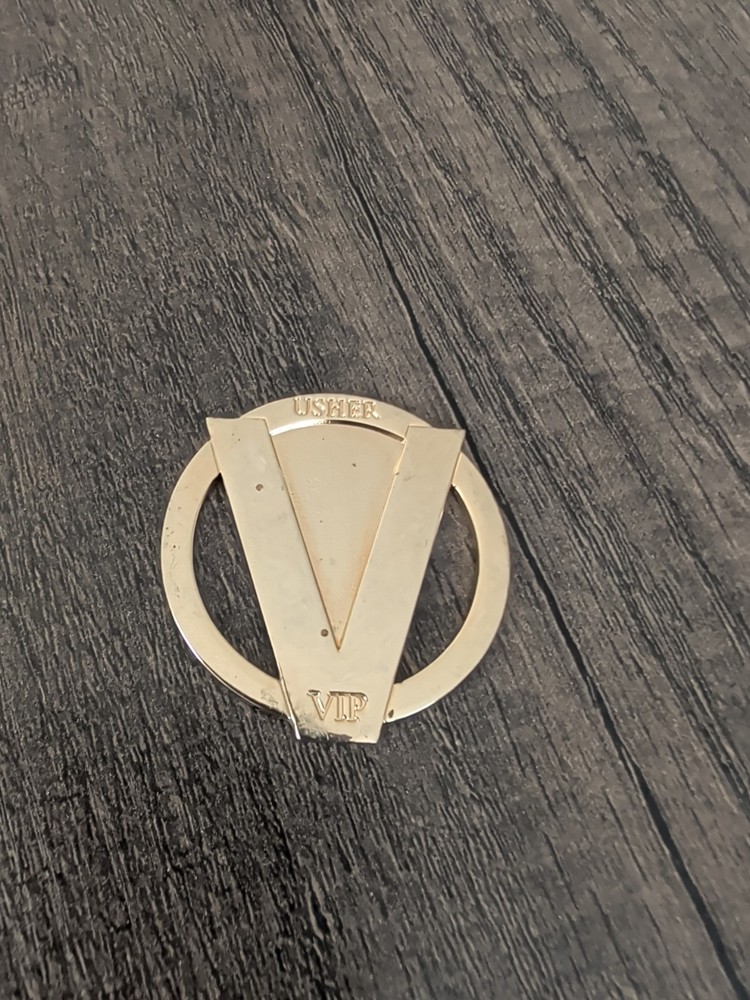 Usher Vip Gold Logo