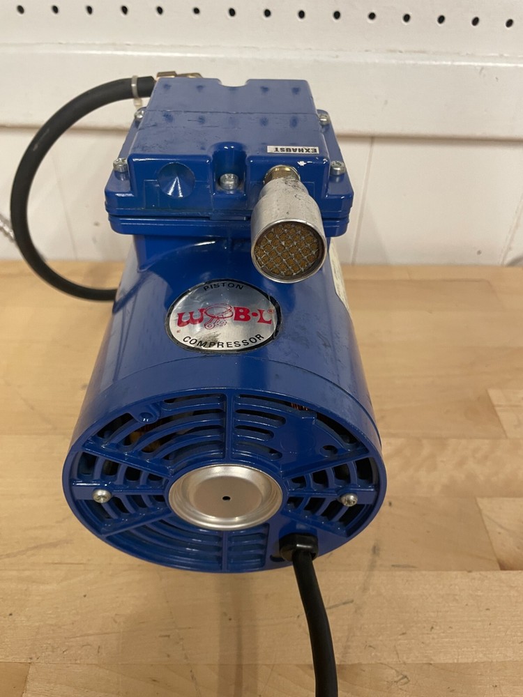 Thomas Industries 607BA44-870 piston compressor works *