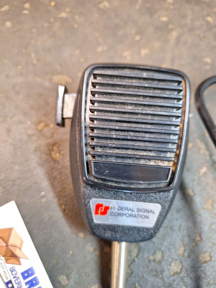 Federal signal microphone 258B577C-0 USED