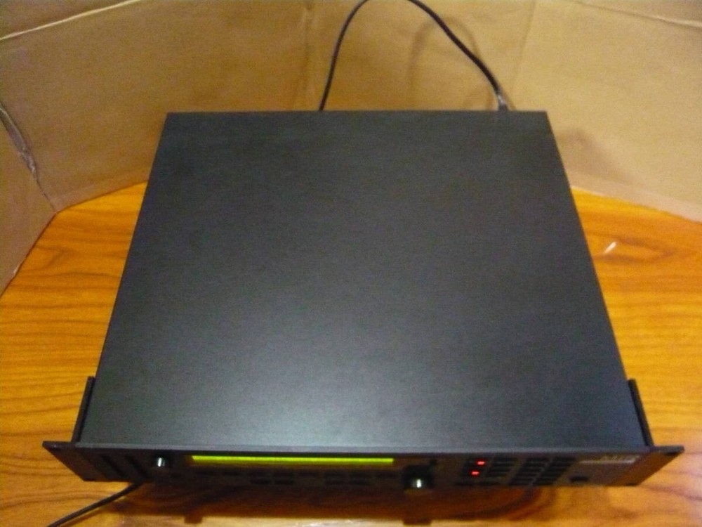 Korg M1R Rack Mount Synthesizer Sound Module